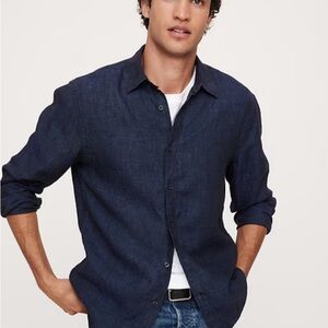 Banana Republic Navy Blue linen Casual Button Down Shirt